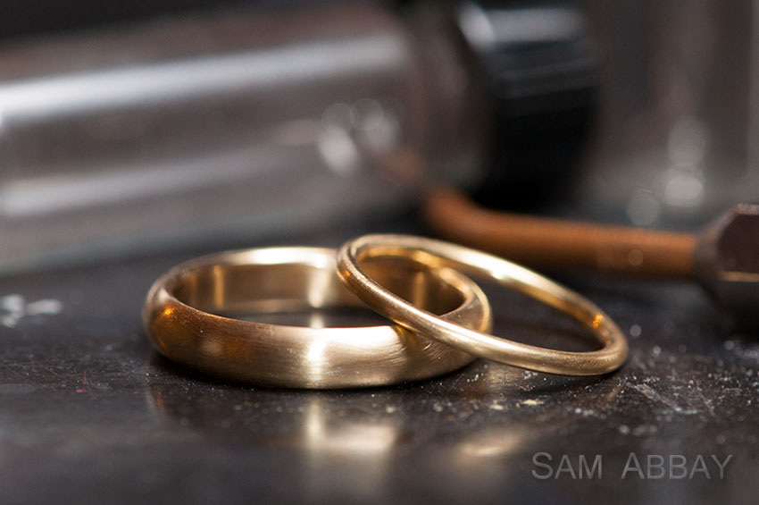 finished 18k gold rings with matte finish