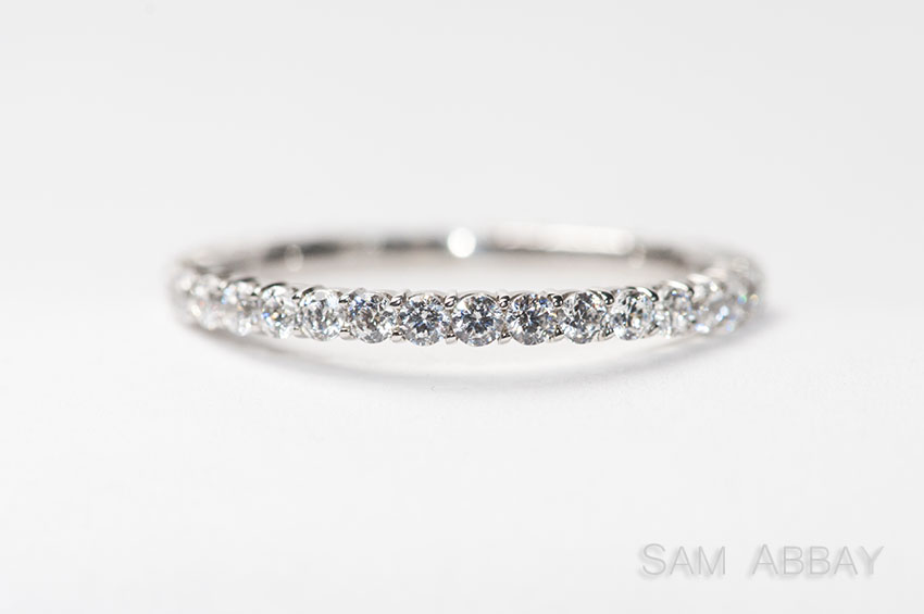 mini-prong diamond wedding ring