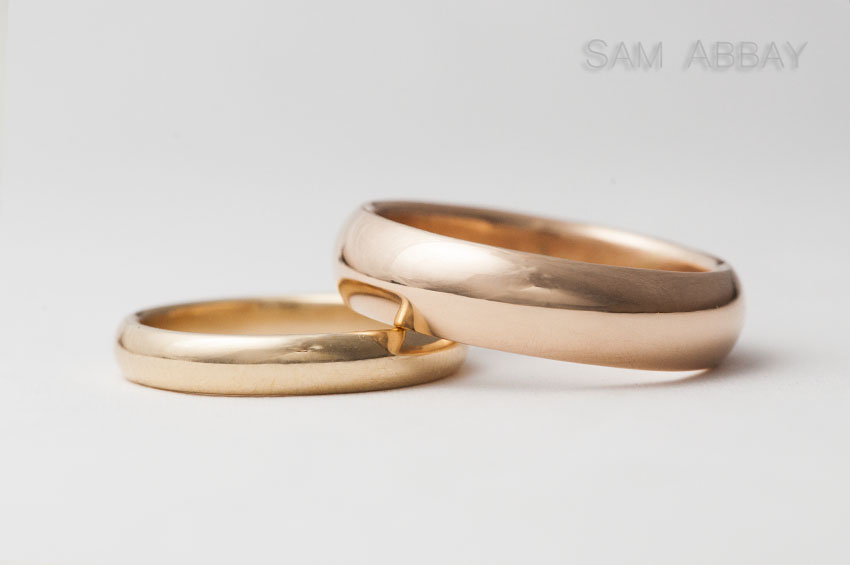 yellow and red gold wedding rings